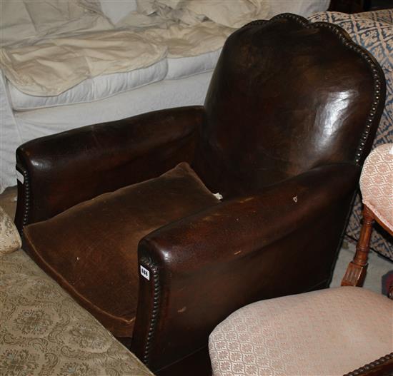 1920s French leather club armchair
